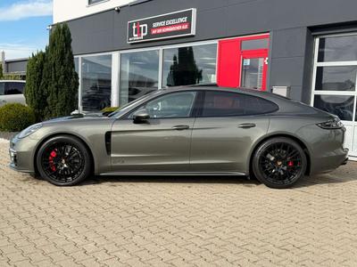 Porsche Panamera II GTS