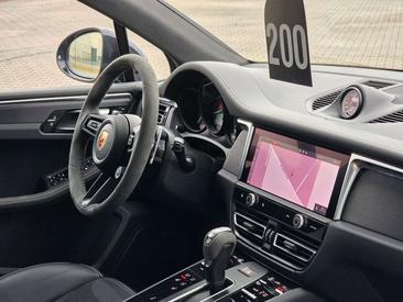 Porsche Macan GTS — photo 19