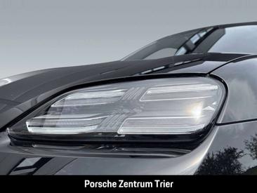 Porsche Macan — photo 11