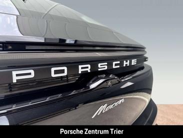 Porsche Macan — photo 13