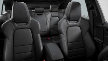 Porsche Macan 4S — photo 10