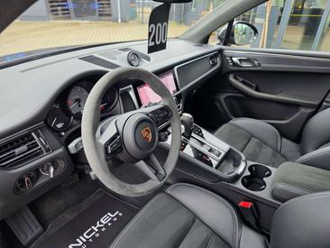 Porsche Macan GTS — photo 30