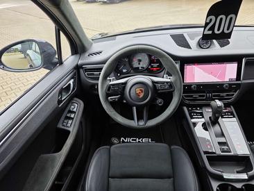 Porsche Macan GTS — photo 35