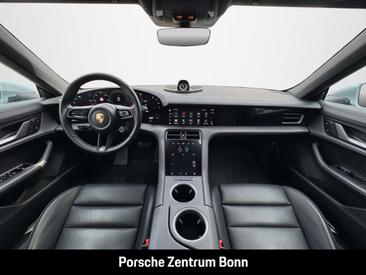 Porsche Taycan 4S — photo 14