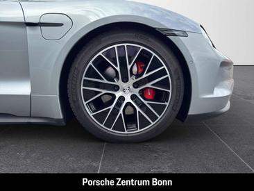 Porsche Taycan 4S — photo 23