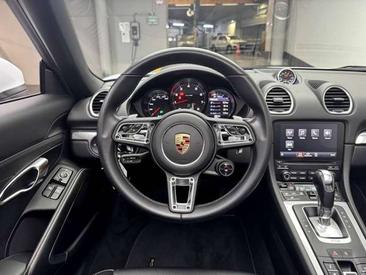 Porsche 718 Boxster Style Edition — photo 11