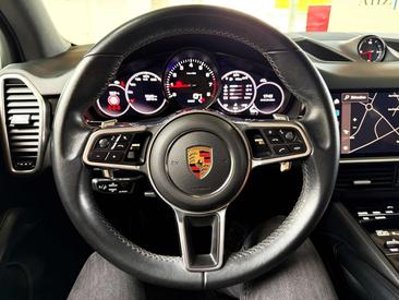 Porsche Cayenne III Platinum Edition — photo 10