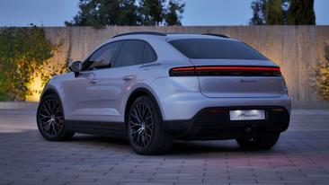 Porsche Macan Electrique 4S — photo 3