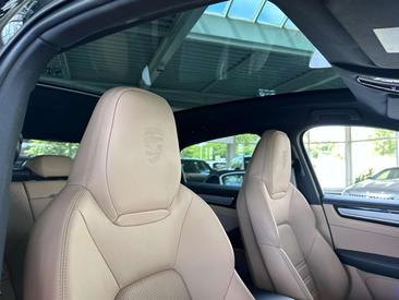 Porsche Cayenne III S Platinum Edition — photo 17