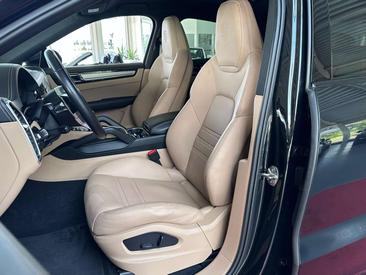 Porsche Cayenne III S Platinum Edition — photo 18