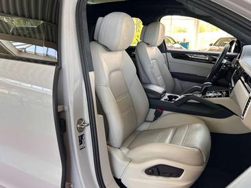 Porsche Cayenne III GTS — photo 15
