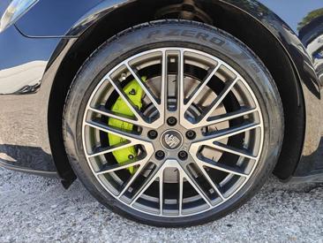 Porsche Panamera II 4S — photo 9