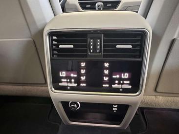 Porsche Cayenne III GTS — photo 20