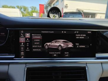 Porsche Panamera II 4S — photo 11