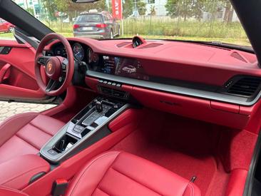 Porsche 992 I Carrera S — photo 9