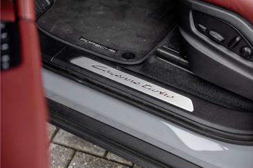Porsche Cayenne III Turbo E-Hybrid — photo 10