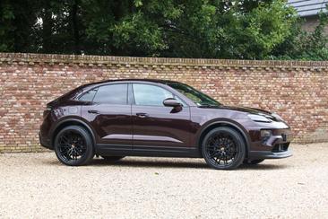 Porsche Macan 4S — photo 37