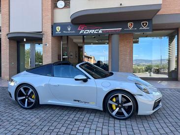 Porsche 992 II Targa 4S — photo 6