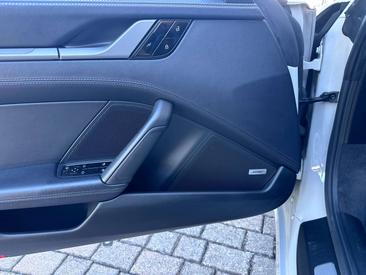 Porsche 992 II Targa 4S — photo 17