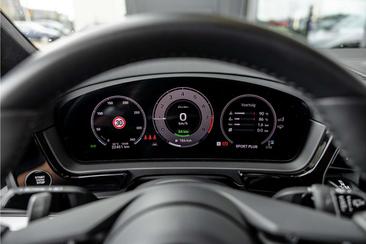 Porsche Cayenne III Turbo E-Hybrid — photo 25