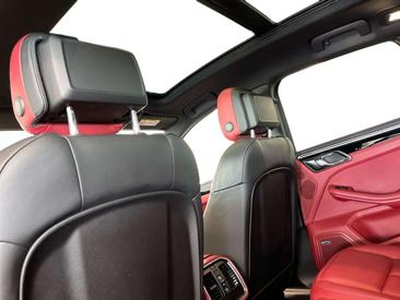 Porsche Macan S — photo 20