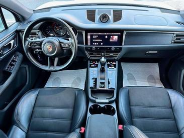 Porsche Macan GTS — photo 13