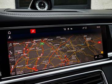 Porsche Panamera II 4S — photo 21