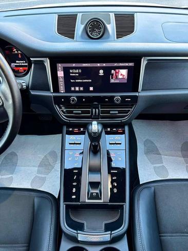 Porsche Macan GTS — photo 18