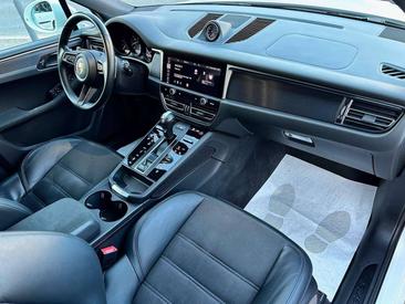 Porsche Macan GTS — photo 19