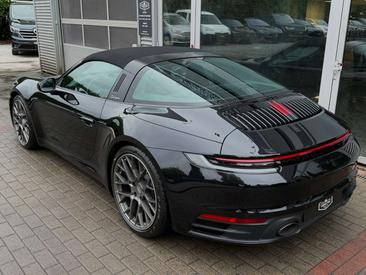 Porsche 992 II Targa 4S — photo 8