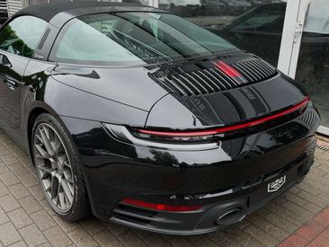 Porsche 992 II Targa 4S — photo 9