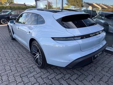 Porsche Taycan Performance Package — photo 4