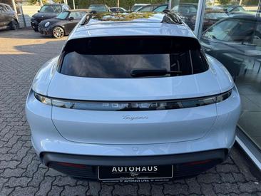 Porsche Taycan Performance Package — photo 6
