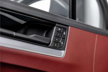 Porsche Cayenne III Turbo E-Hybrid — photo 43