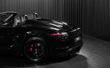 Porsche 718 Spyder — photo 11