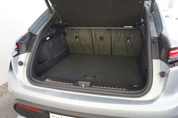 Porsche Macan Electrique Turbo — photo 17