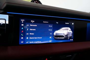 Porsche Macan Electrique Turbo — photo 20