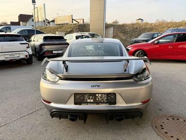 Porsche 718 GT4 — photo 5