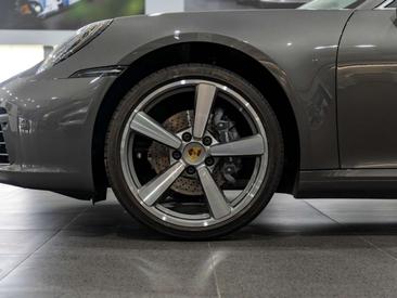 Porsche 992 I Carrera — photo 27