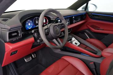 Porsche Macan Electrique Turbo — photo 27