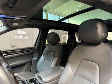 Porsche Cayenne III S — photo 13