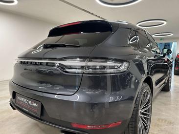 Porsche Macan — photo 10