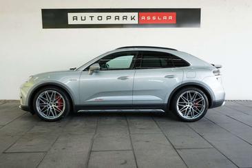 Porsche Macan Electrique Turbo — photo 33