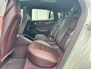 Porsche Panamera II 4S — photo 15