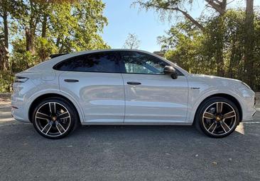 Porsche Cayenne III Turbo — photo 5