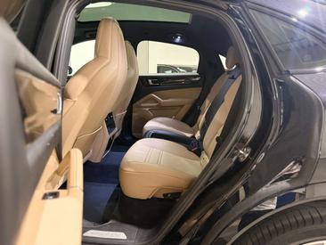 Porsche Cayenne III E-Hybrid — photo 14