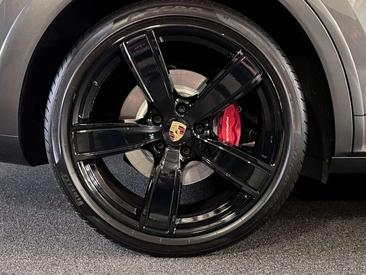 Porsche Cayenne III E-Hybrid — photo 13