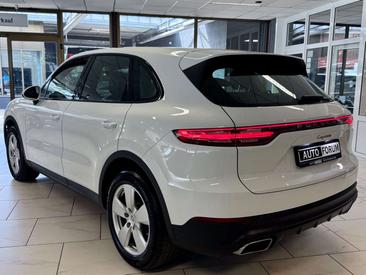 Porsche Cayenne III — photo 6