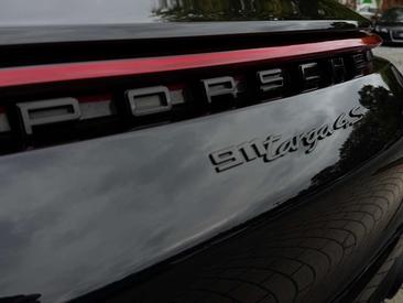 Porsche 992 II Targa 4S — photo 43