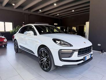 Porsche Macan Electrique Base — photo 6